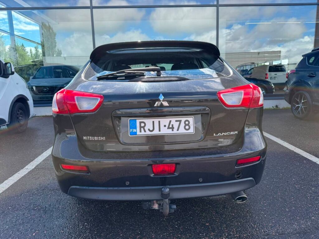 Mitsubishi Lancer 2010 Musta