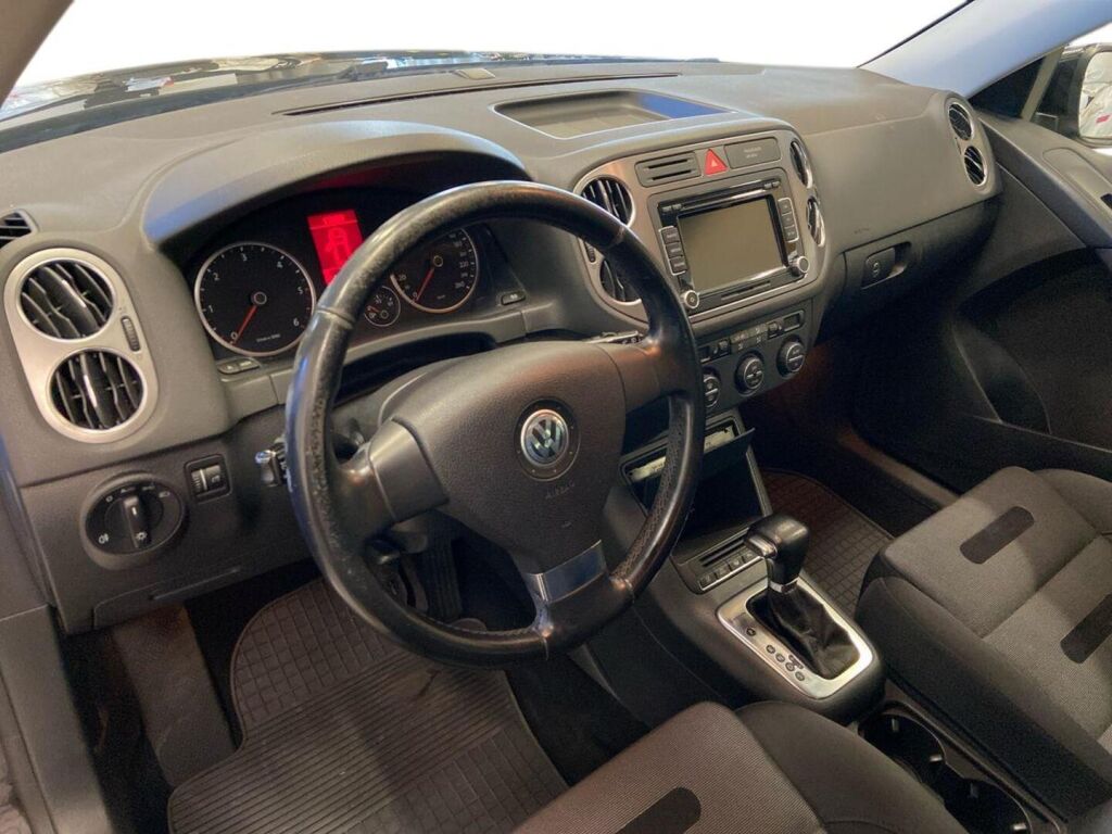 Volkswagen Tiguan 2009, kuva 7/25