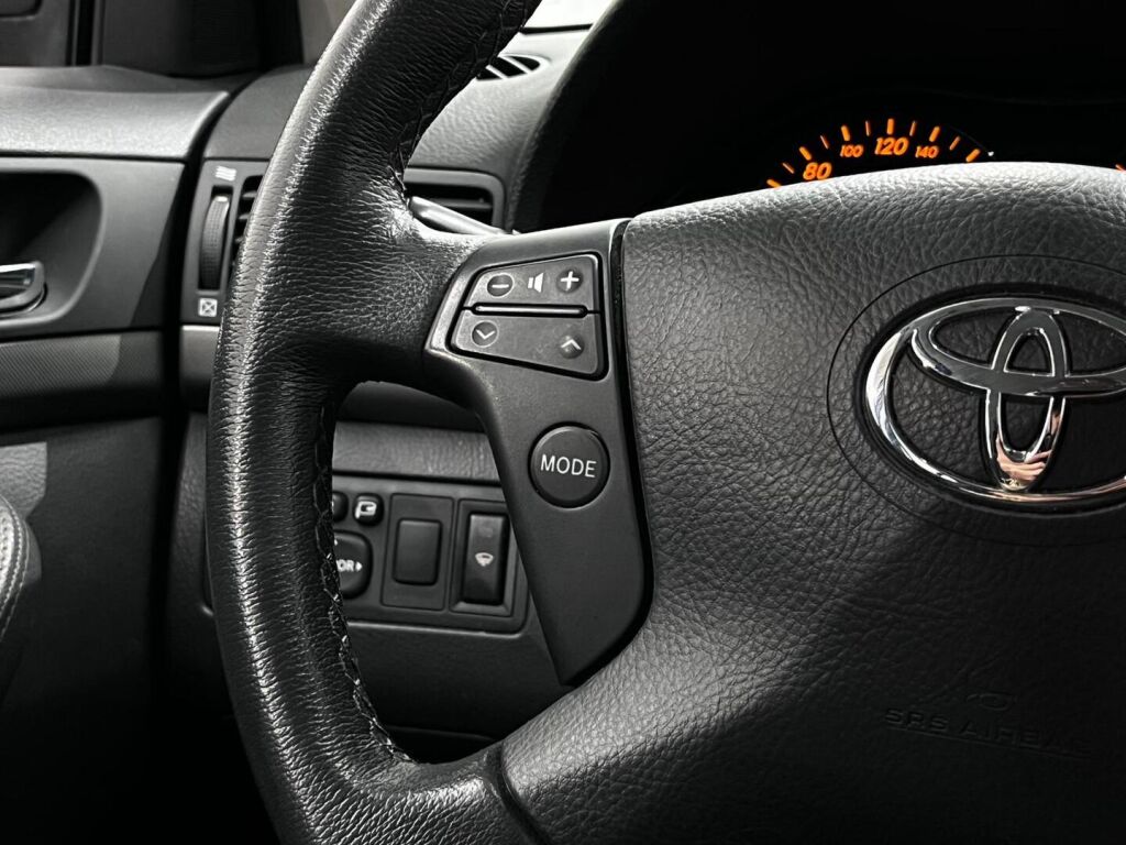 Toyota Avensis 2007 Hopea