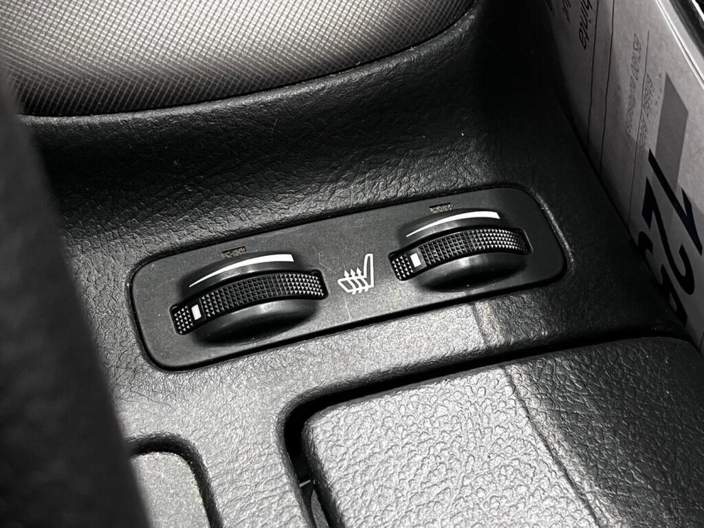 Toyota Avensis 2007 Hopea