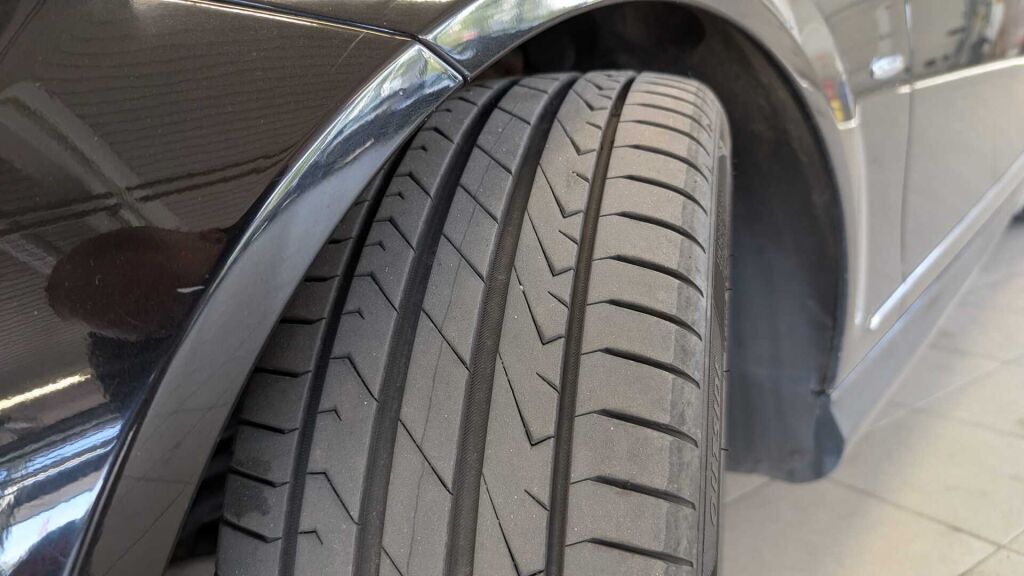 Mercedes-Benz C 2007 Musta