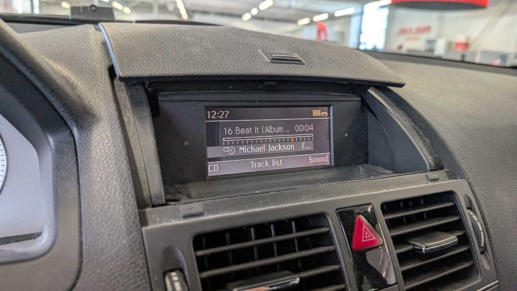 Mercedes-Benz C 2007 Musta