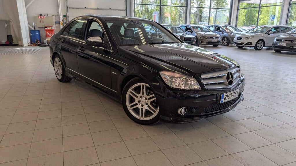 Mercedes-Benz C 2007 Musta