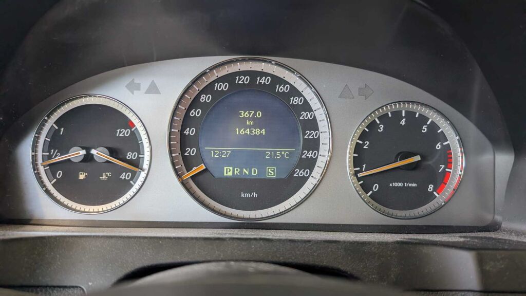 Mercedes-Benz C 2007 Musta