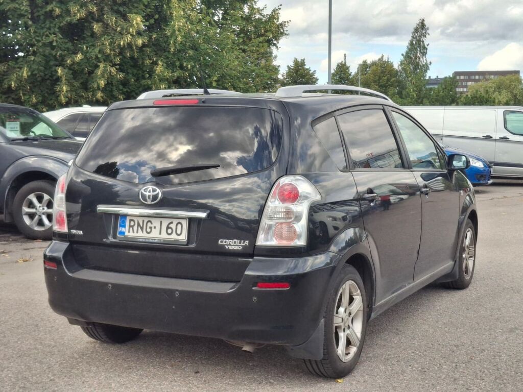 Toyota Corolla Verso 2008 Musta