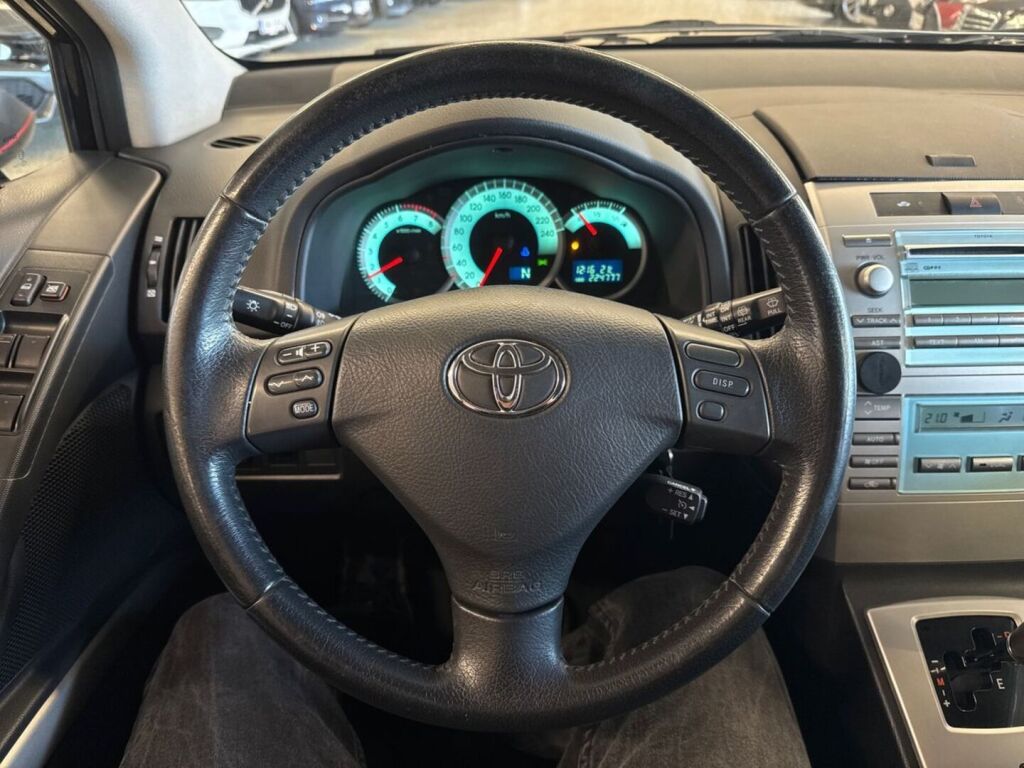 Toyota Corolla Verso 2008 Musta
