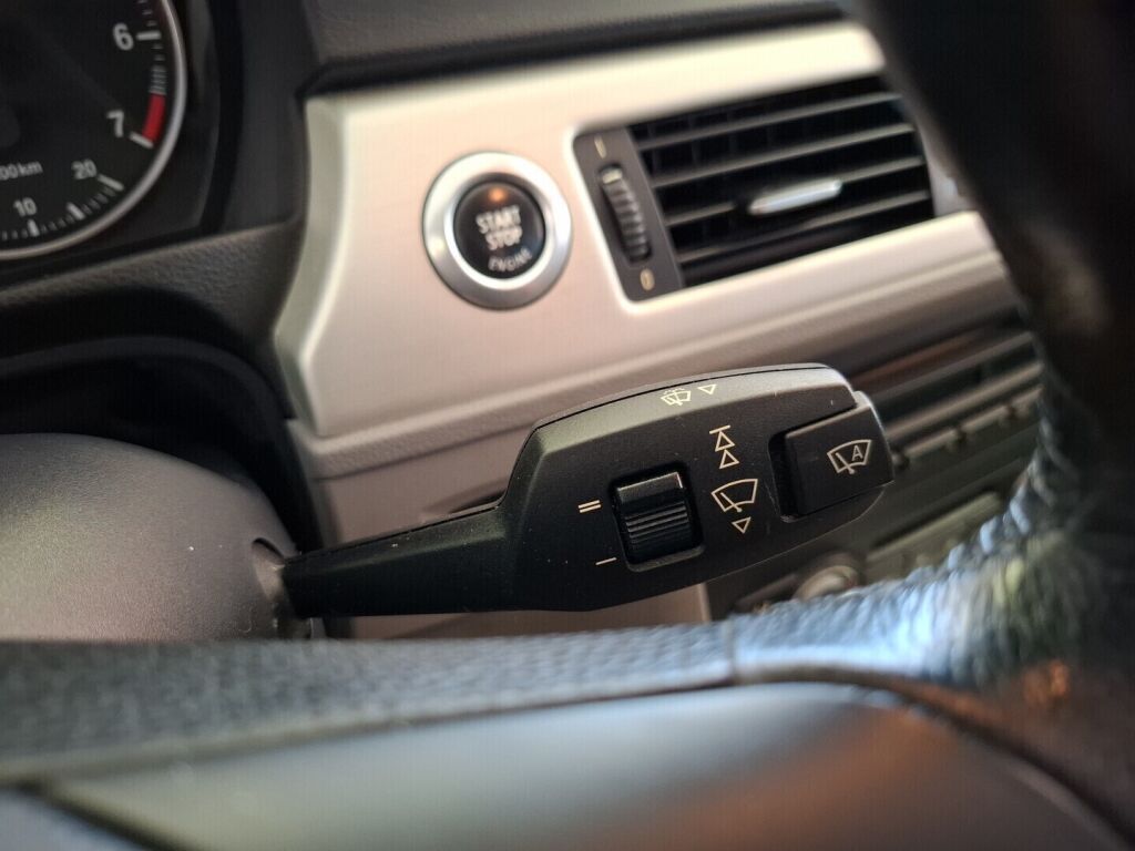 BMW 318 2008 Harmaa