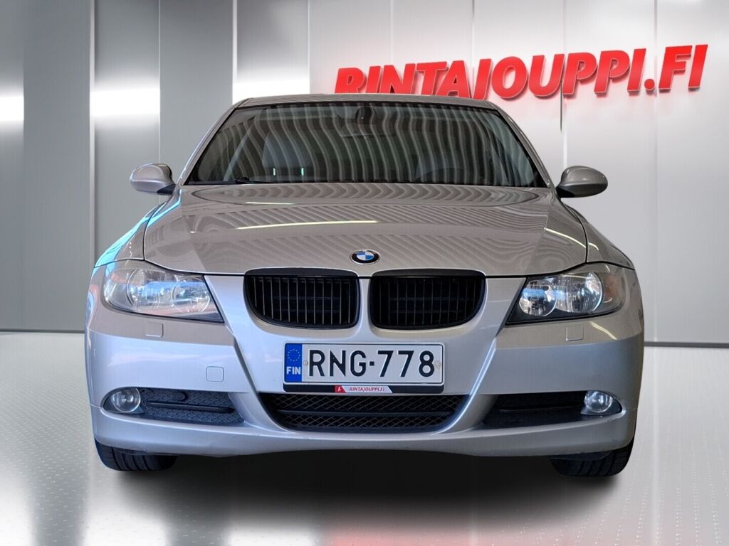 BMW 318 2008 Harmaa