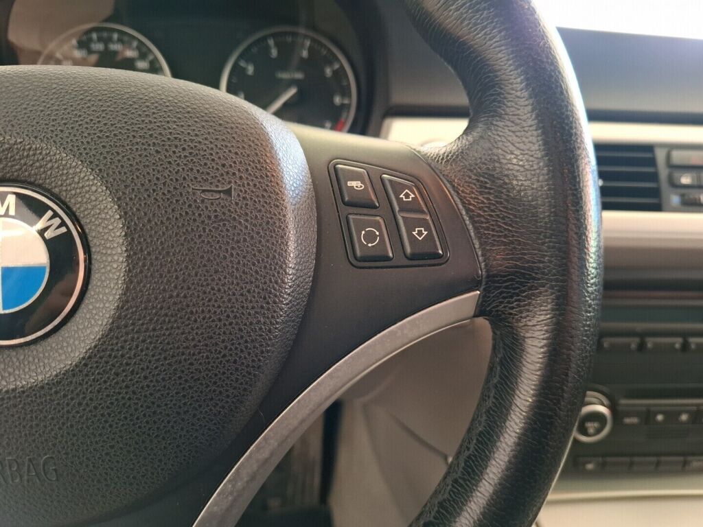BMW 318 2008 Harmaa