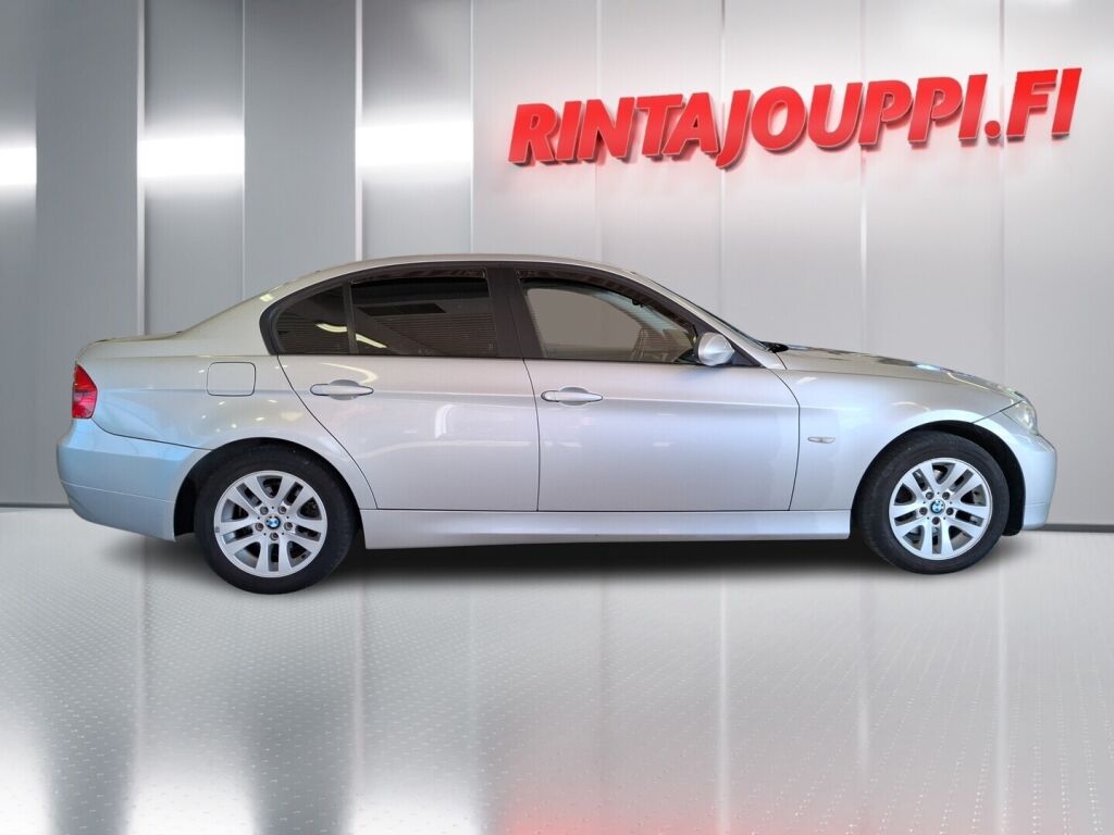 BMW 318 2008 Harmaa