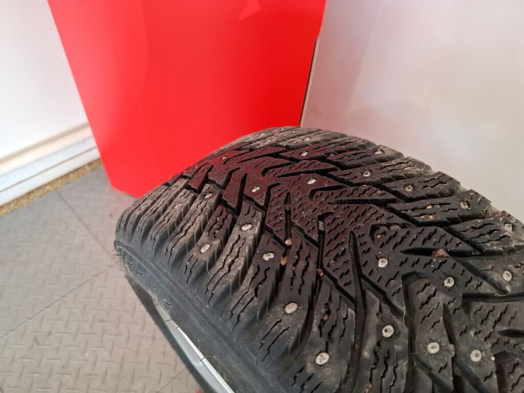 BMW 318 2008 Harmaa