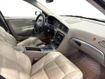 Volvo V70 2005 Harmaa