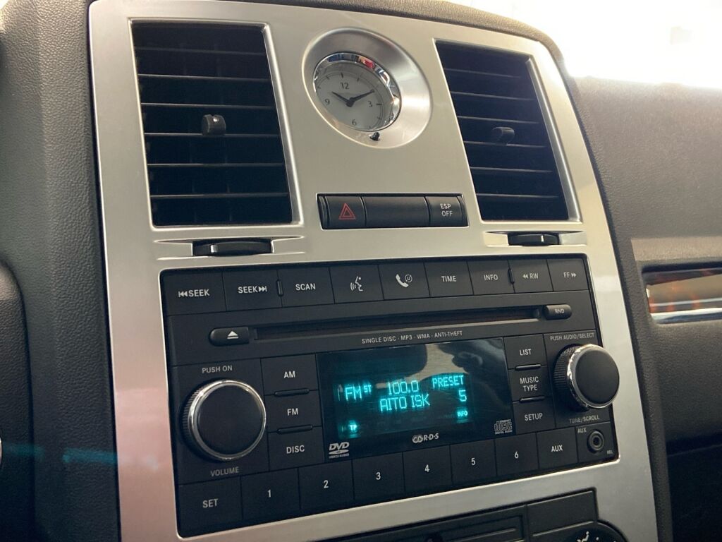 Chrysler 300C 2008 Sininen