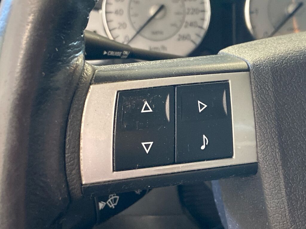 Chrysler 300C 2008 Sininen