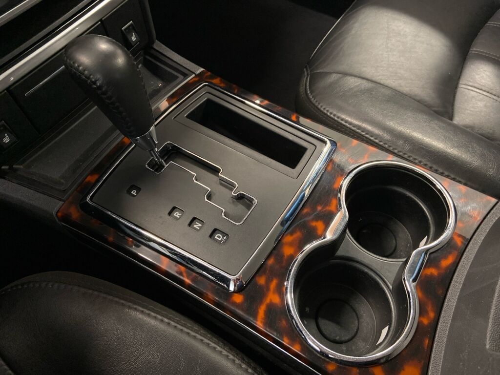 Chrysler 300C 2008 Sininen