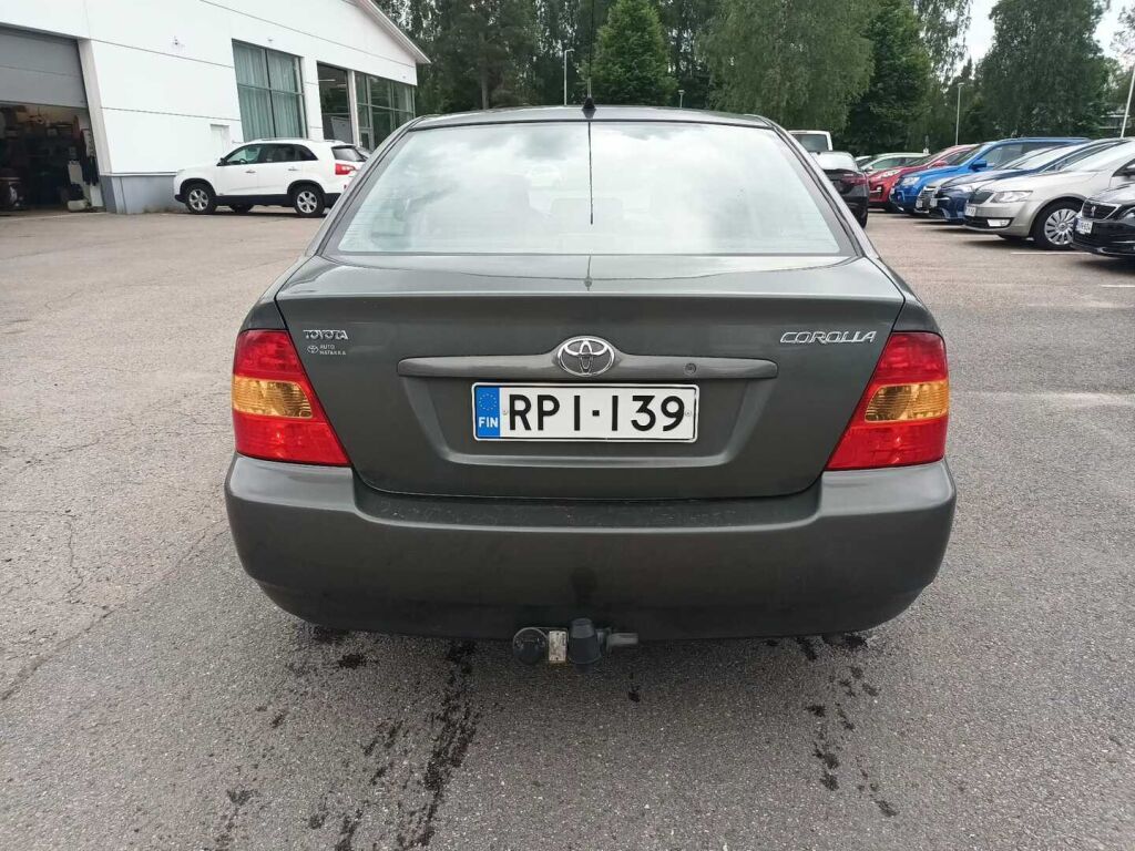 Toyota Corolla 2002 Harmaa
