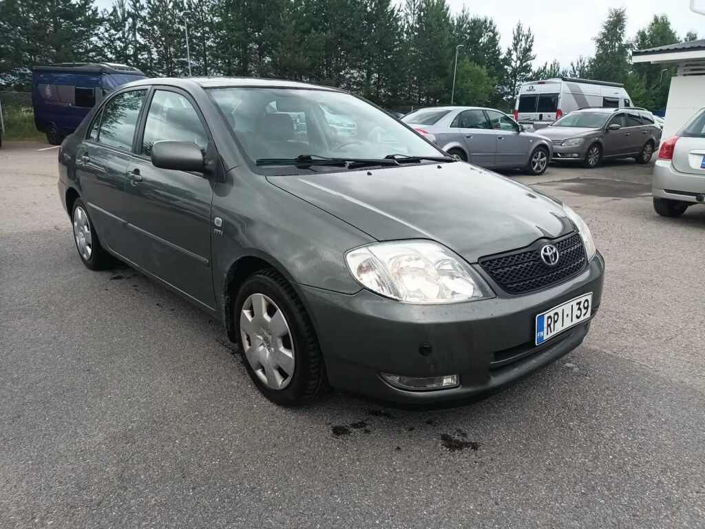 Toyota Corolla 2002 Harmaa