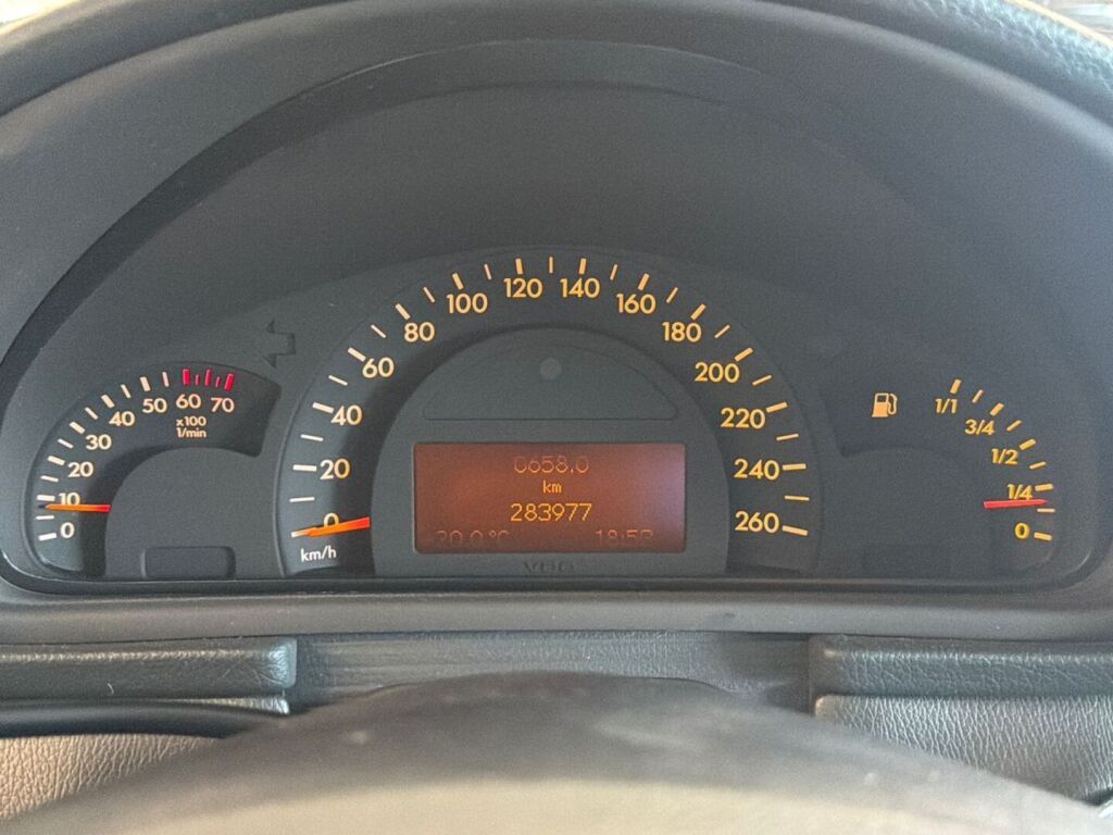 Mercedes-Benz C 2002 Sininen