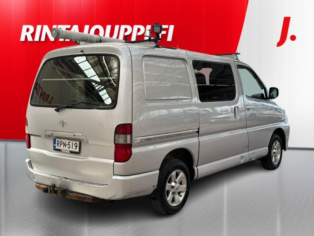 Toyota Hiace 2010 Hopea