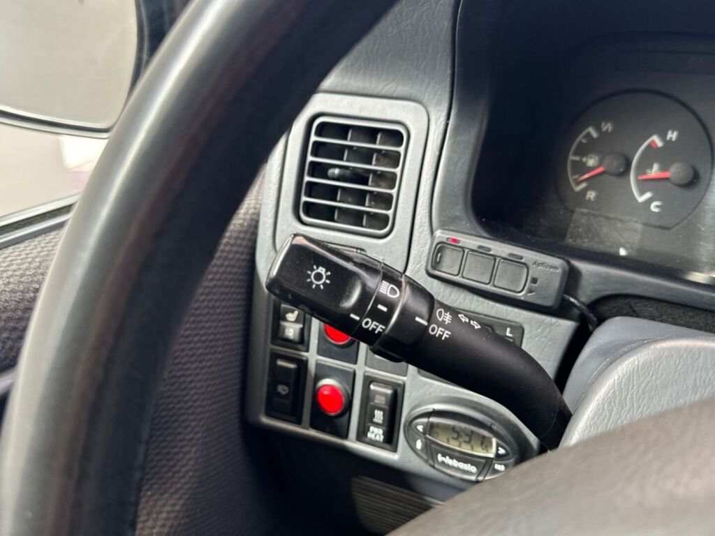 Toyota Hiace 2010 Hopea
