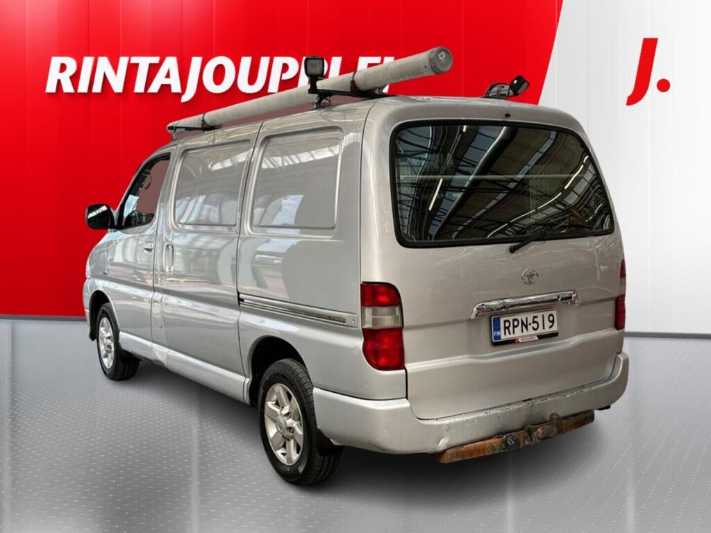 Toyota Hiace 2010 Hopea