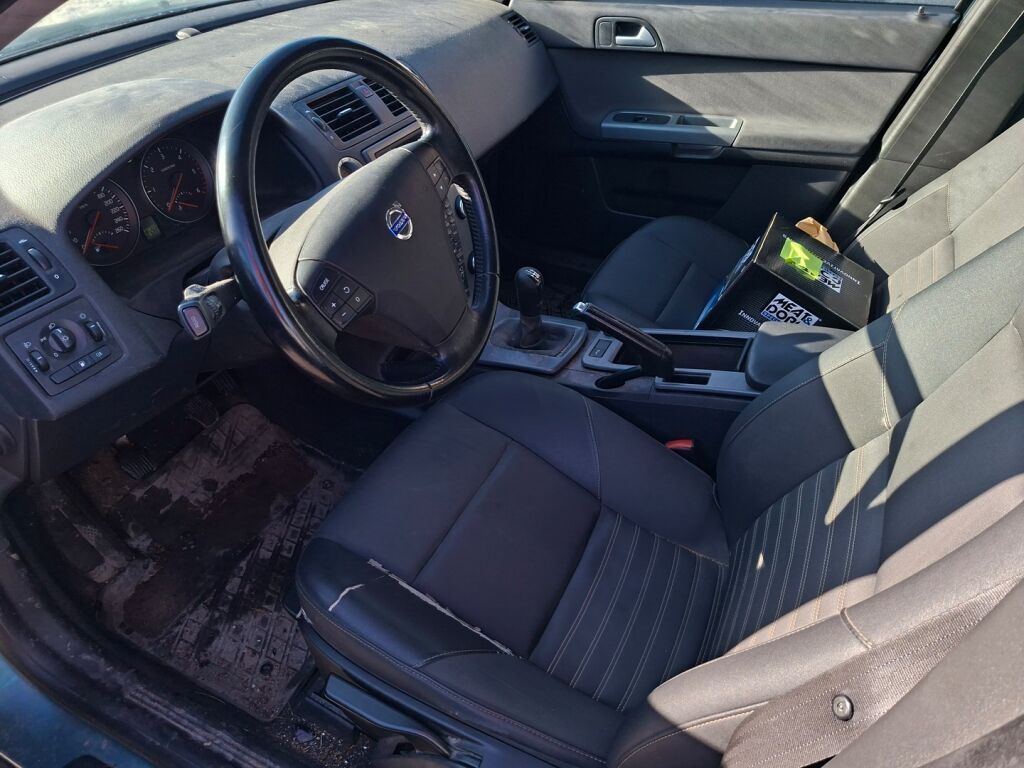 Volvo V50 2010 Turkoosi