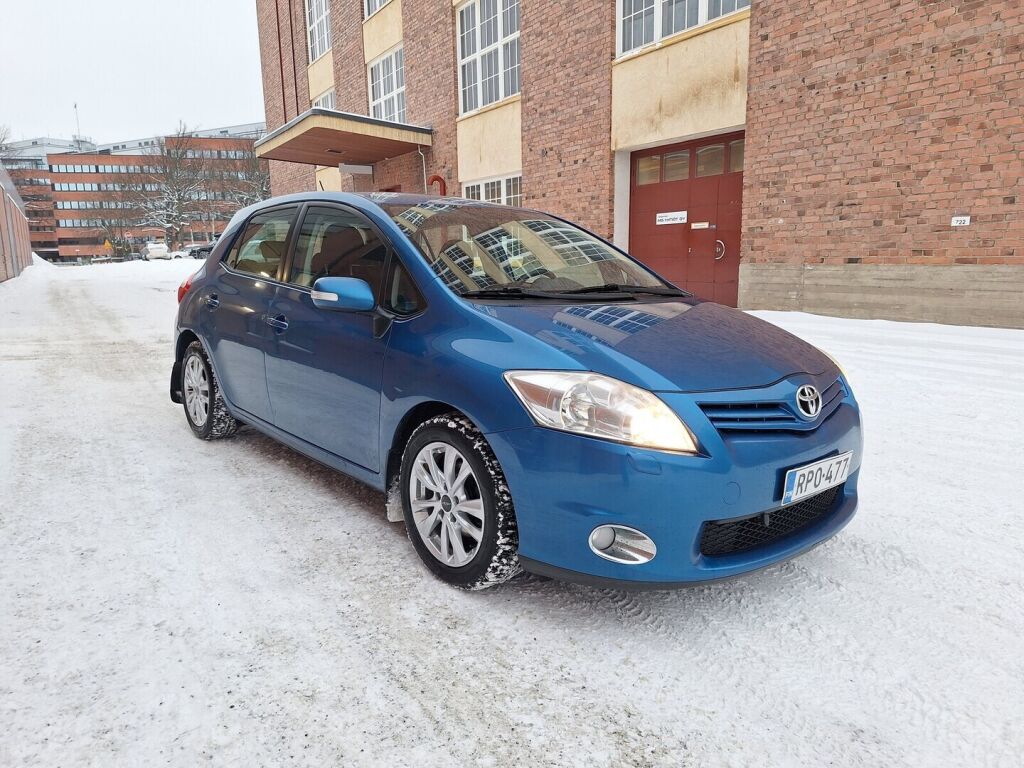 Toyota Auris 2010 Sininen