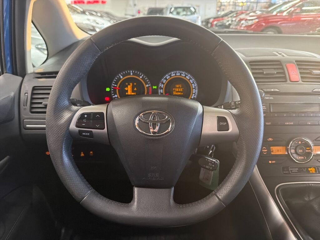 Toyota Auris 2010 Sininen