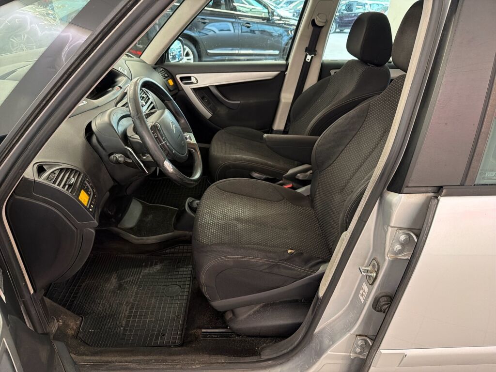 Citroen Grand C4 Picasso 2010 Hopea