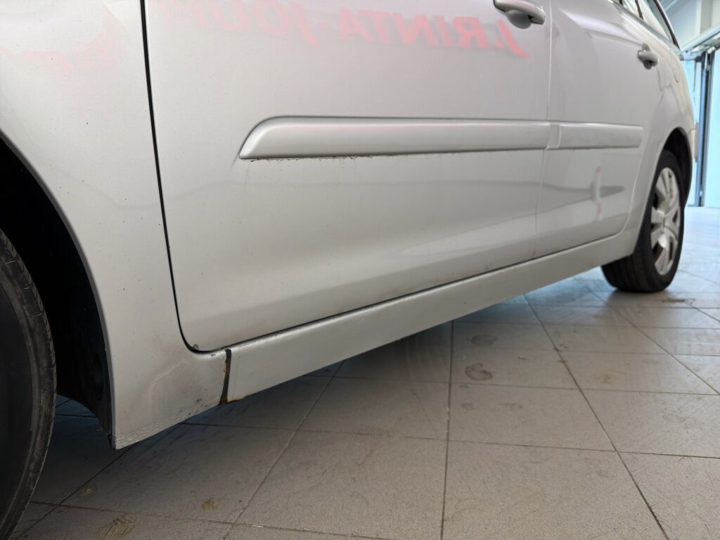 Citroen Grand C4 Picasso 2010 Hopea
