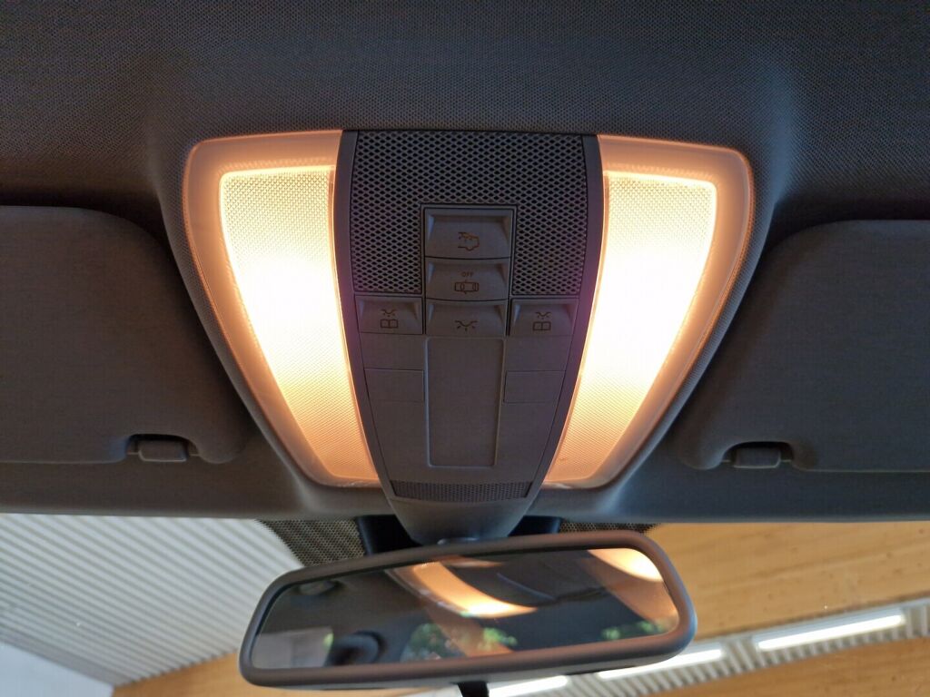 Mercedes-Benz C 2010 Harmaa