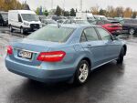 Mercedes-Benz E 2010 Sininen