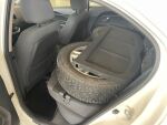 Kia Rio 2012 Valkoinen