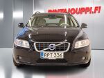 Volvo V70 2012 Musta