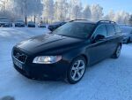 Volvo V70 2012 Musta