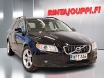 Volvo V70 2012 Musta