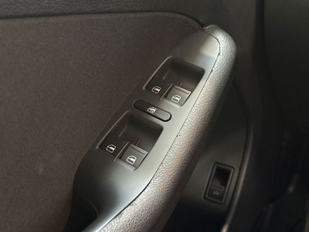 Volkswagen Jetta 2012 Harmaa