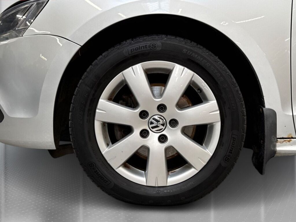 Volkswagen Jetta 2012 Harmaa