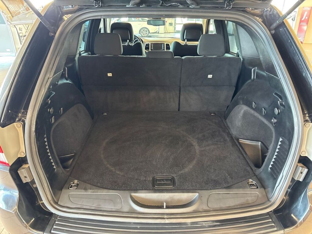 Jeep Grand Cherokee 2012 Musta