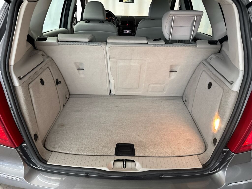 Mercedes-Benz A 2012 Harmaa