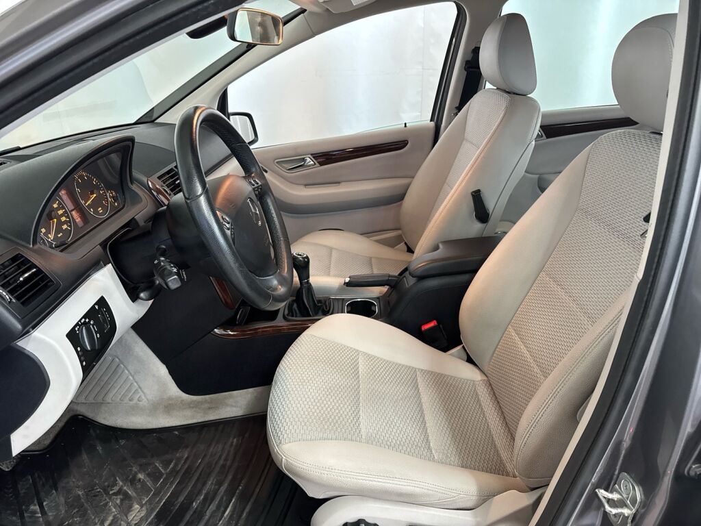 Mercedes-Benz A 2012 Harmaa