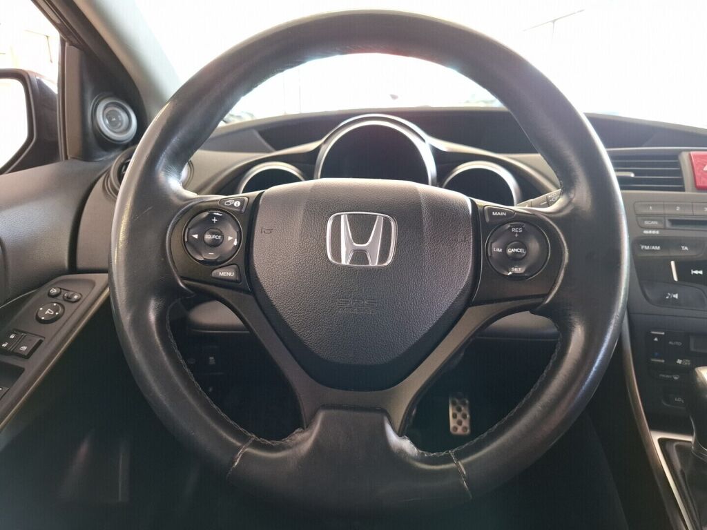 Honda Civic 2012 Musta