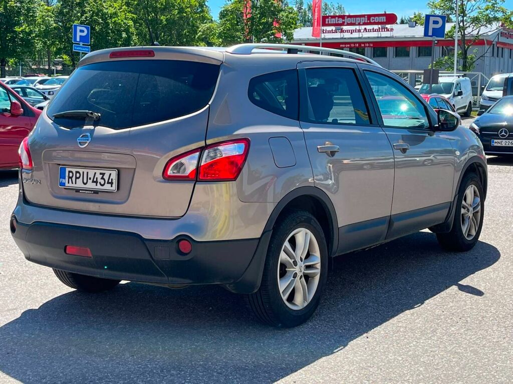 Nissan Qashqai+2 2012 Ruskea (beige)