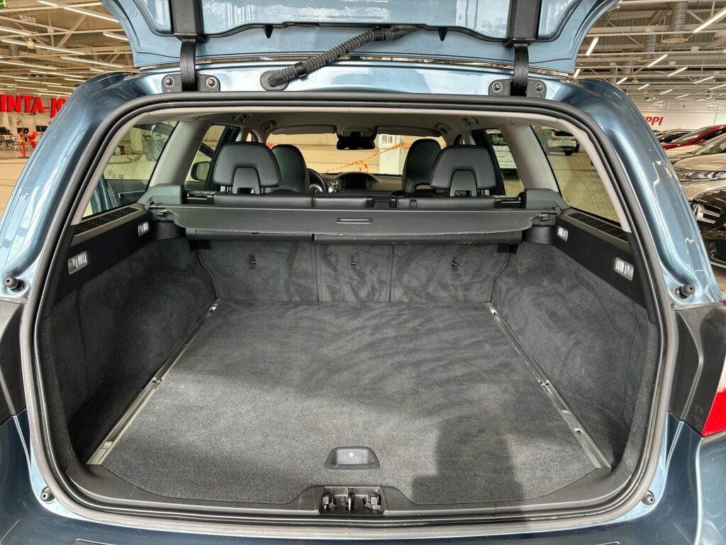 Volvo V70 2012 Sininen