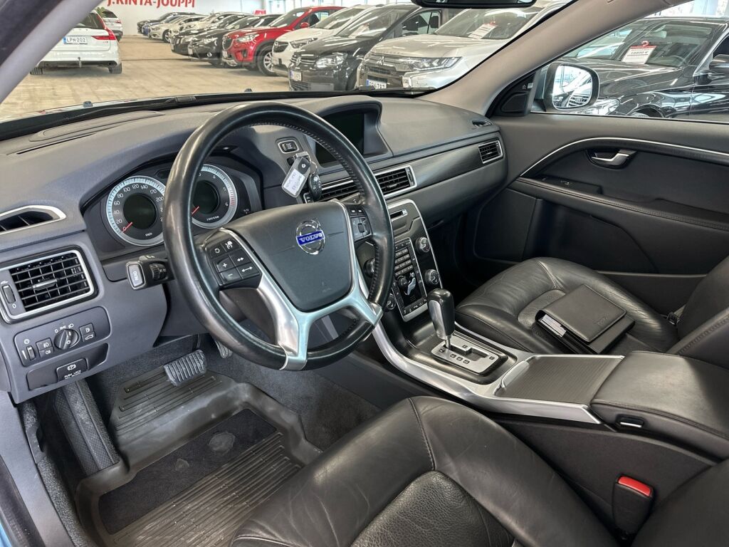 Volvo V70 2012 Sininen