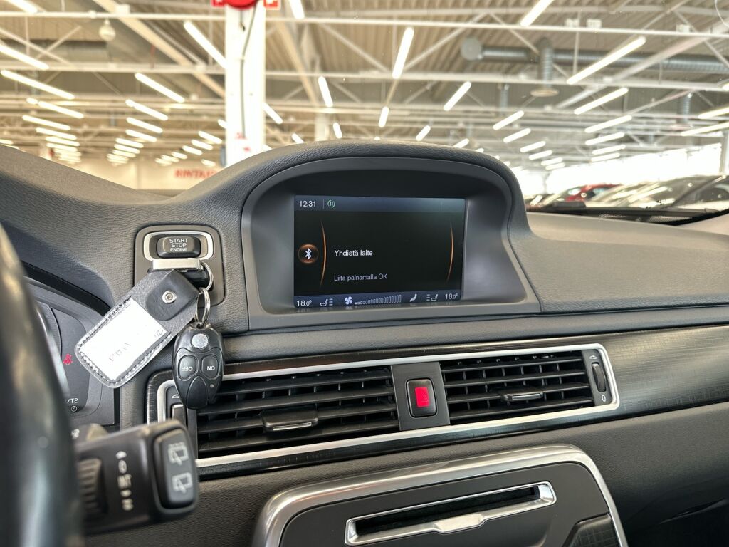 Volvo V70 2012 Sininen