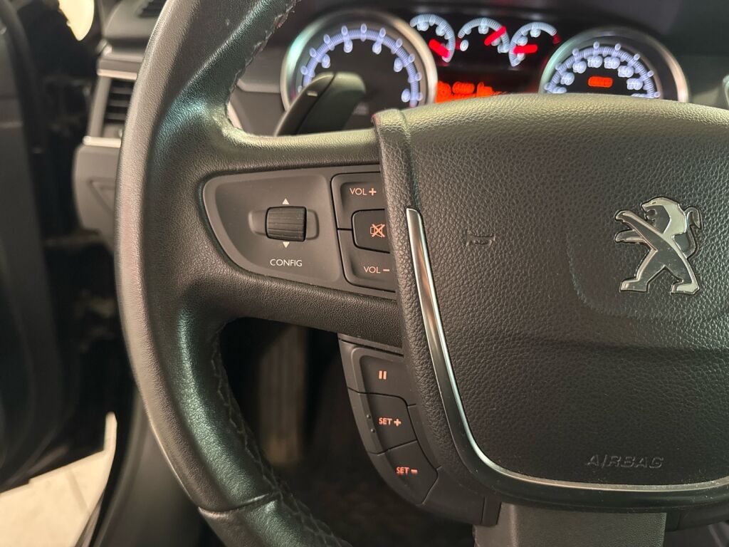 Peugeot 508 2012 Musta