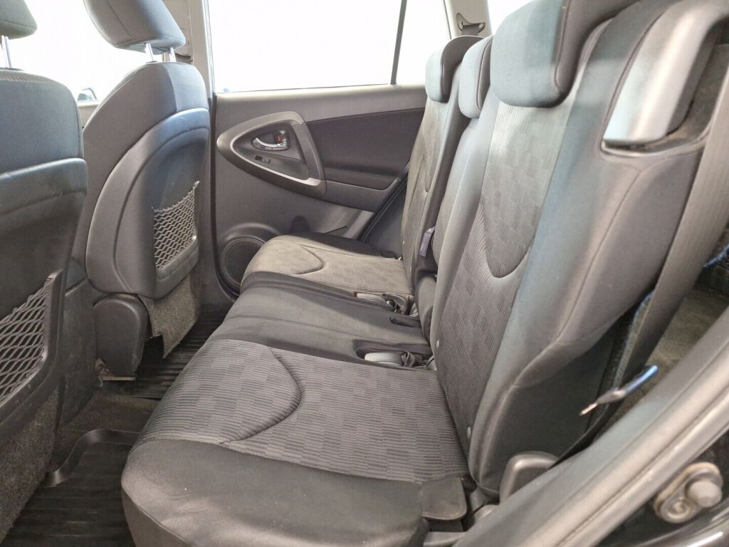 Toyota RAV4 2012 Musta