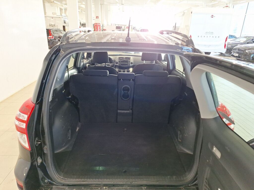 Toyota RAV4 2012 Musta