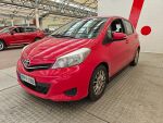 Toyota Yaris 2012 Punainen